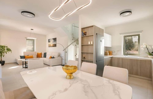 Assos Villa | Odore Di Mare - Four Bedroom Villa, Sleeps 8