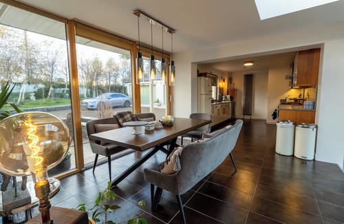 Killotteran House | Spacious 6-bedroom house with Hot Tub - Sleep 14