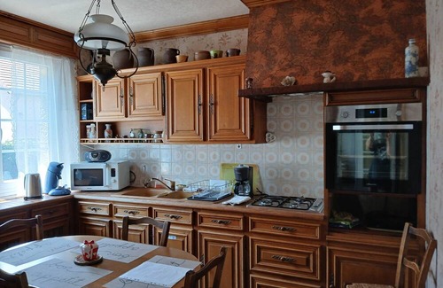 Rosny-sur-Seine House | House near the station