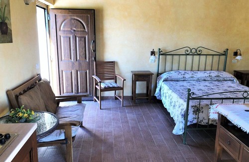Apecchio Other | Farmhouse in Apecchio with Pool & Spa