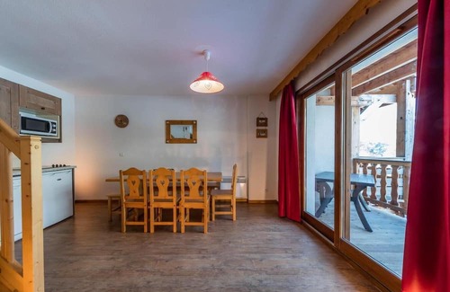 Abries Apartment | Wifi, 300m from ski slopes, fitness, swimming pool, parking, tv, ski locker, 27-54m², Abriès