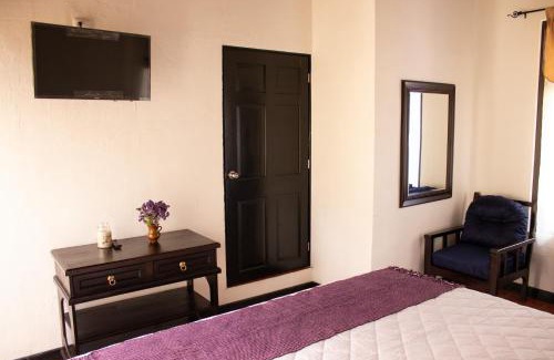 San Juan La Laguna Hotel | Casa Tzikaab'