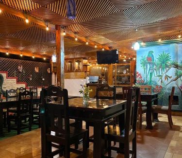 San Juan La Laguna Hotel | Casa Tzikaab'