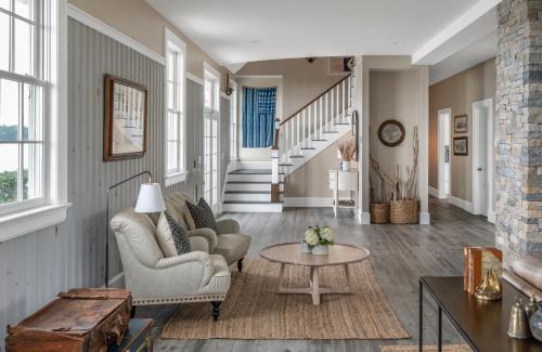Portland House | Entire Privately Owned Island Estate