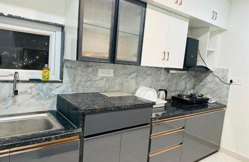 Hyderabad Apartment | Luxury ModerN 2BHK US Consulate