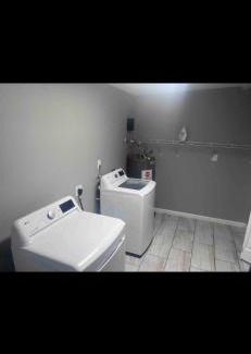 Pensacola Apartment | Cozy 2 Bedroom Near NAS Pensacola