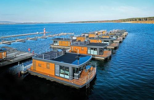 Klitten Boat Rental | Hausboot Malibu Sunrise