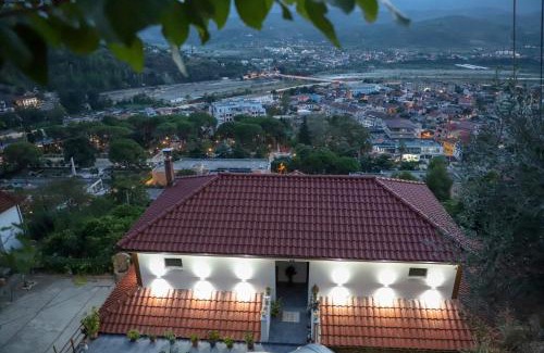 Berat Bed & Breakfast | Vila Toska Berat