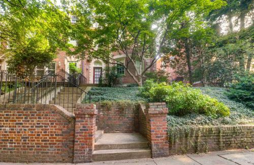 Adams Morgan Apartment | Washington DC Apartment 2 Mi to National Mall!