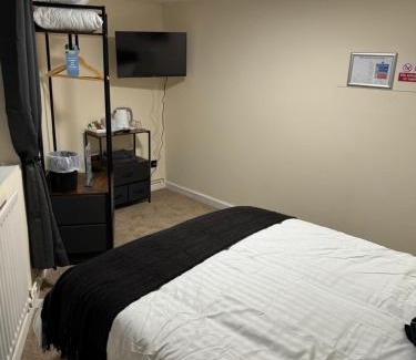 Bromsgrove Bed & Breakfast | Ye Olde Black Cross