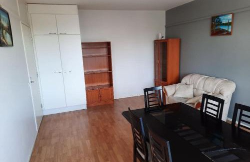 Espoo Centre Apartment | 50m2 Apartment FREE Parking and Laundry, 20min to Center
