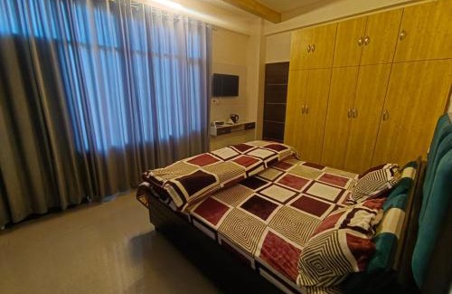 Dharampur Apartment | Valley View luxurious Mansion