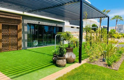 Los Altos Apartment | Spanish Bali