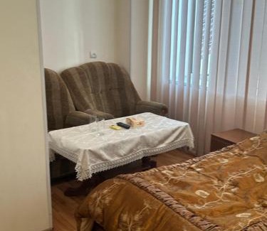 Noyemberyan Hotel | Levon 2