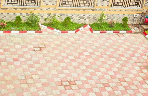 Bonaberi Apartment | EL-VICSON GUEST HOUSE