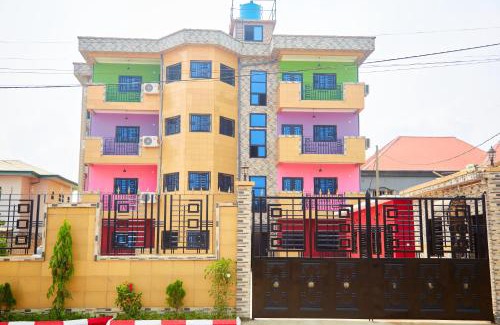 Bonaberi Apartment | EL-VICSON GUEST HOUSE
