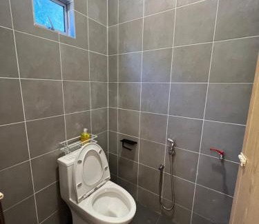 Bayas House | Lot 1488
