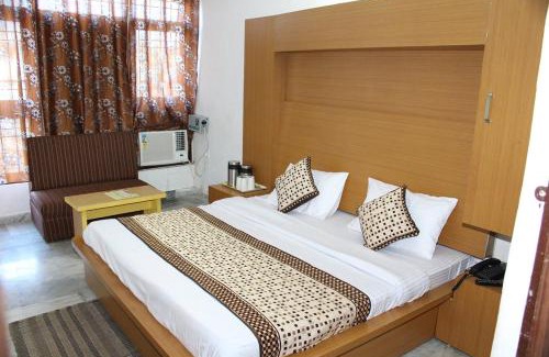 Katra Hotel | Hotel AAA Continental
