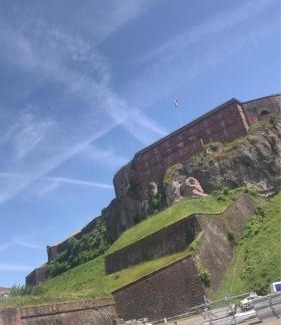 Moval House | Chez lulu et aurelie