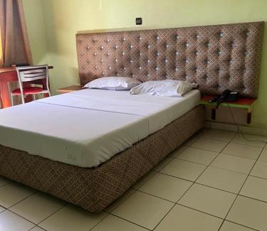 Yaounde Hotel | Hôtel bunker