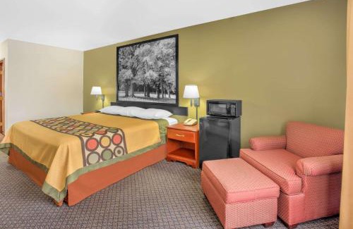 Galva Hotel | Super 8 by Wyndham Galva