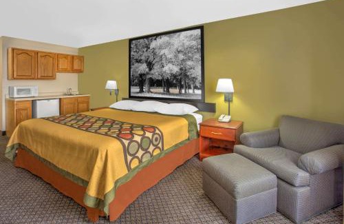 Galva Hotel | Super 8 by Wyndham Galva