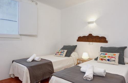 Sa Tuna House | Begur Villa Sleeps 4 Air Con WiFi