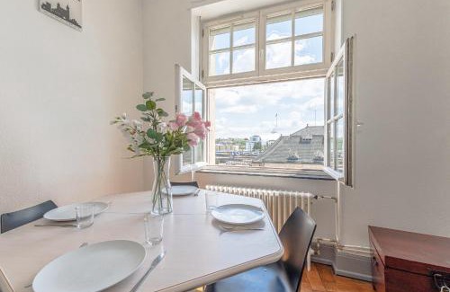 Nouvelle Ville Apartment | Le De Gaulle