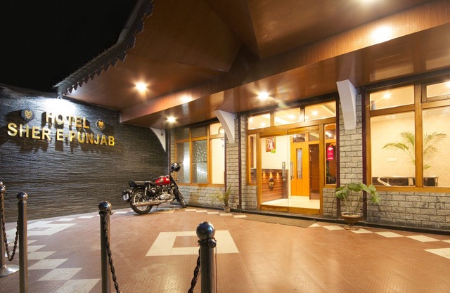 Hotel 