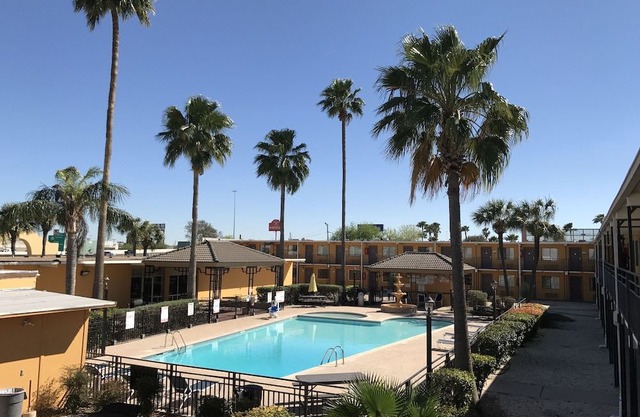 Americas Best Value Inn Laredo