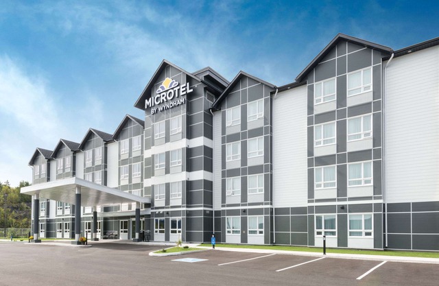 Microtel Inn & Suites by Wyndham Sudbury