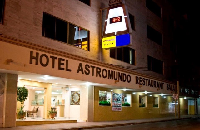 Hotel Astromundo