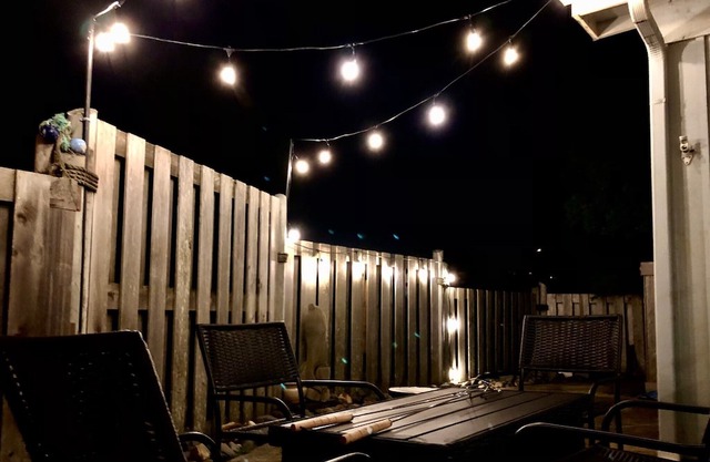 Coastal Getaway, 1 block from the beach Pet Friendly