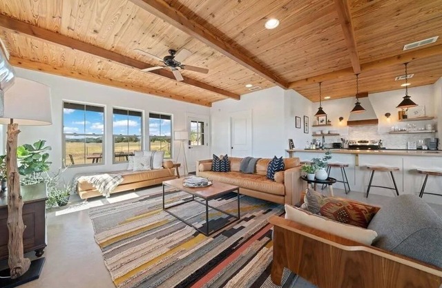 Modern Farmhouse in Texas Wine Country