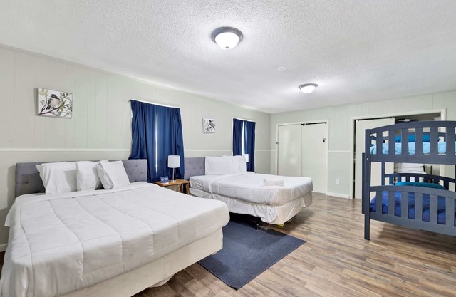 86th Cozy Coop