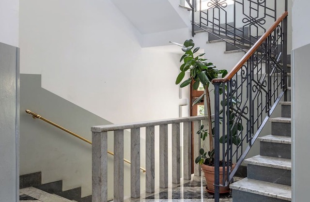 strategic area of ​Isola-Garibaldi entire apartment comfortable and functional