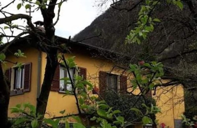 Holiday house Quartino for 1 - 6 persons with 3 bedrooms - Holiday home