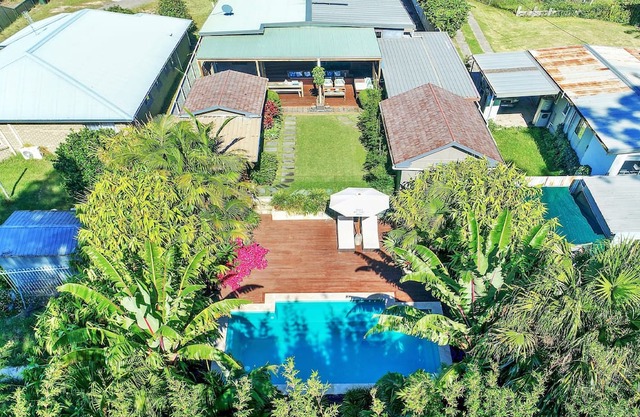 Bali by the Bay - A tropical garden paradise just minutes to the beach