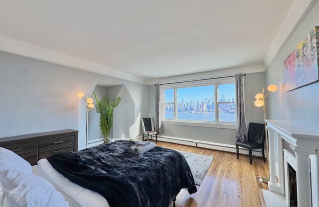 spacious 4 bed room VIEW NYC