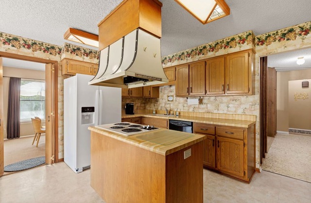 Vintage San Antonio Home with Private Pool, 3 bedroom/2 bathroom