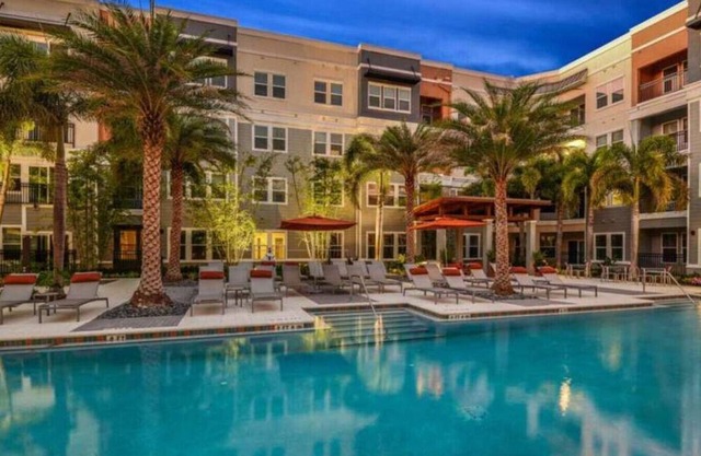 Luxury 1st Floor 1 BR, Central Tampa