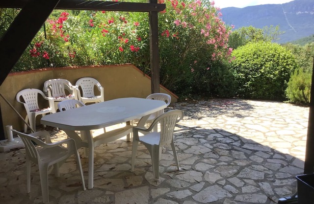 House with panoramic view, large terrace, sleeps 4