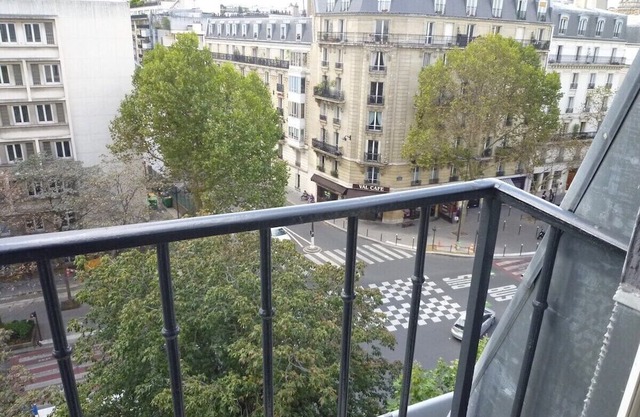 Spacious studio with mezzanine