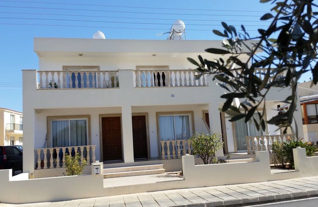 Cozy studio in delightful Chloraka - Paphos with AC, WiFi