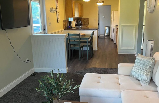 Entire House - Downtown St. Ignace