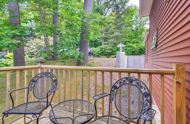 Androscoggin Lakefront Cottage, Boat Dock & Views!