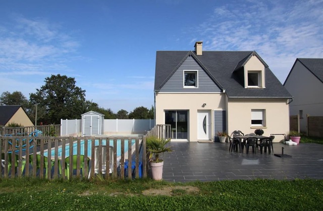 Gite Jullouville, 4 bedrooms, 8 persons