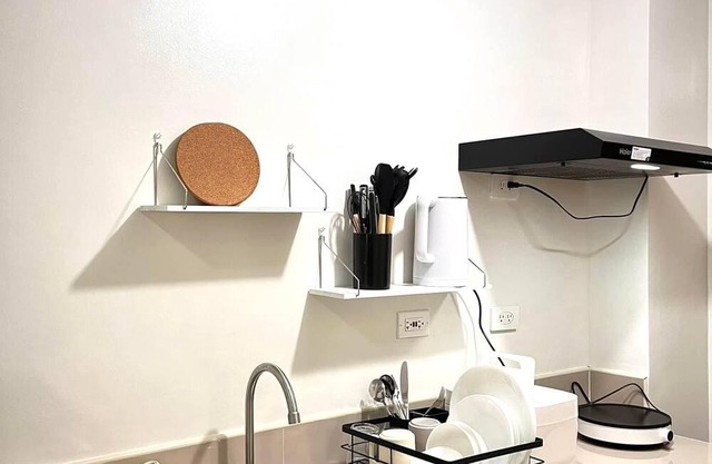 Staycation by Grey - Trees residences Near SM Fairview, Quezon city