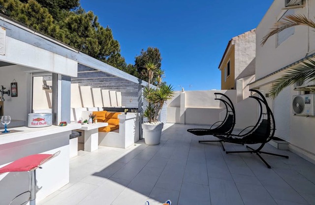 Welcoming 3 Bedroom Villa with Private Pool LB10