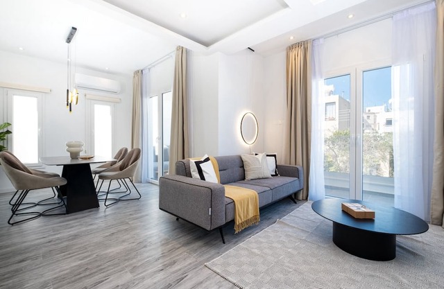 Ekali I - Three Bedroom Apartment, Sleeps 4